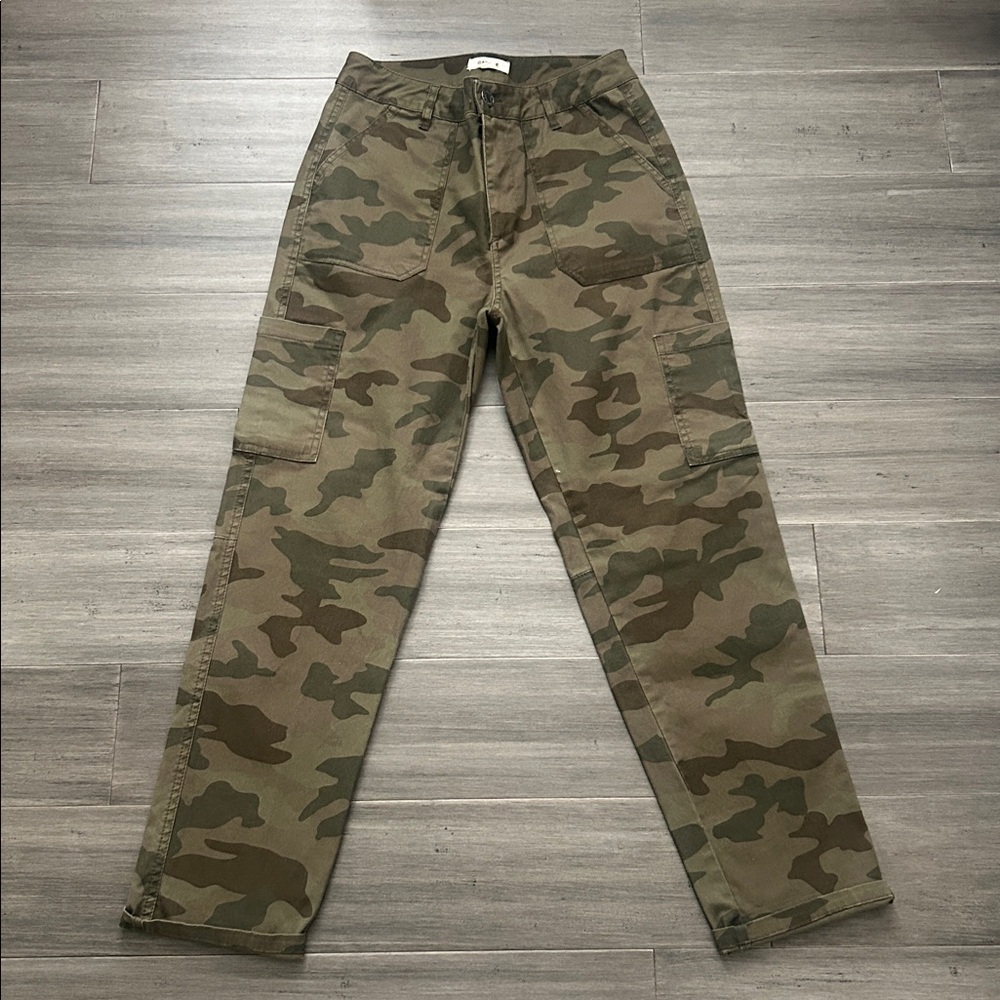 Garage Olive Camouflage Pants
